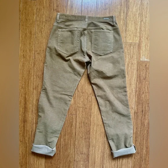 Carve Designs Carson Cord in Camel Size 6 - Picture 2 of 6